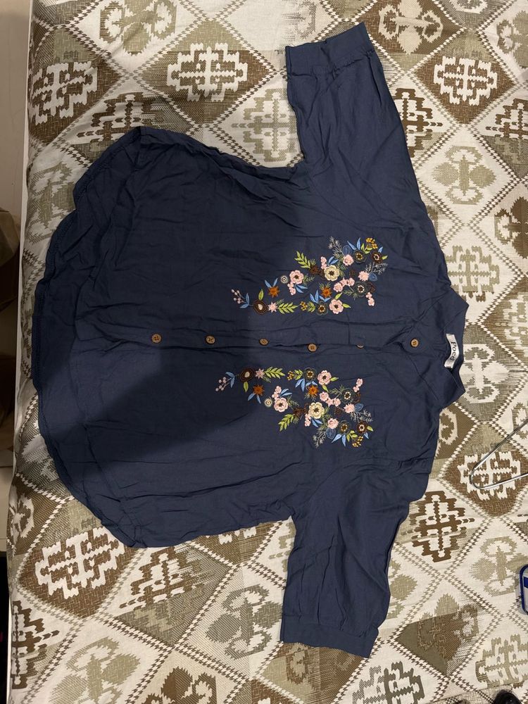 Women’s Embroidery shirt