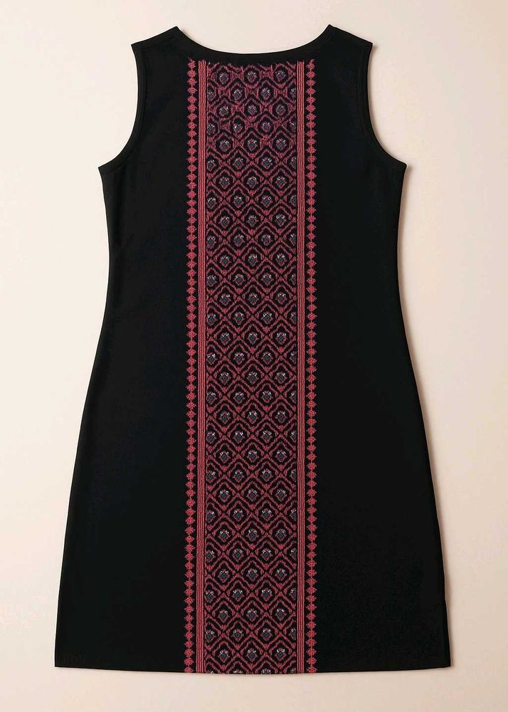 Black Sleeveless Ethnic Dress