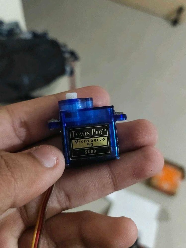 Micro servo Motor Not Used