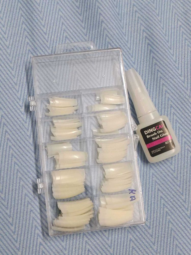 Fake Nails With Glue