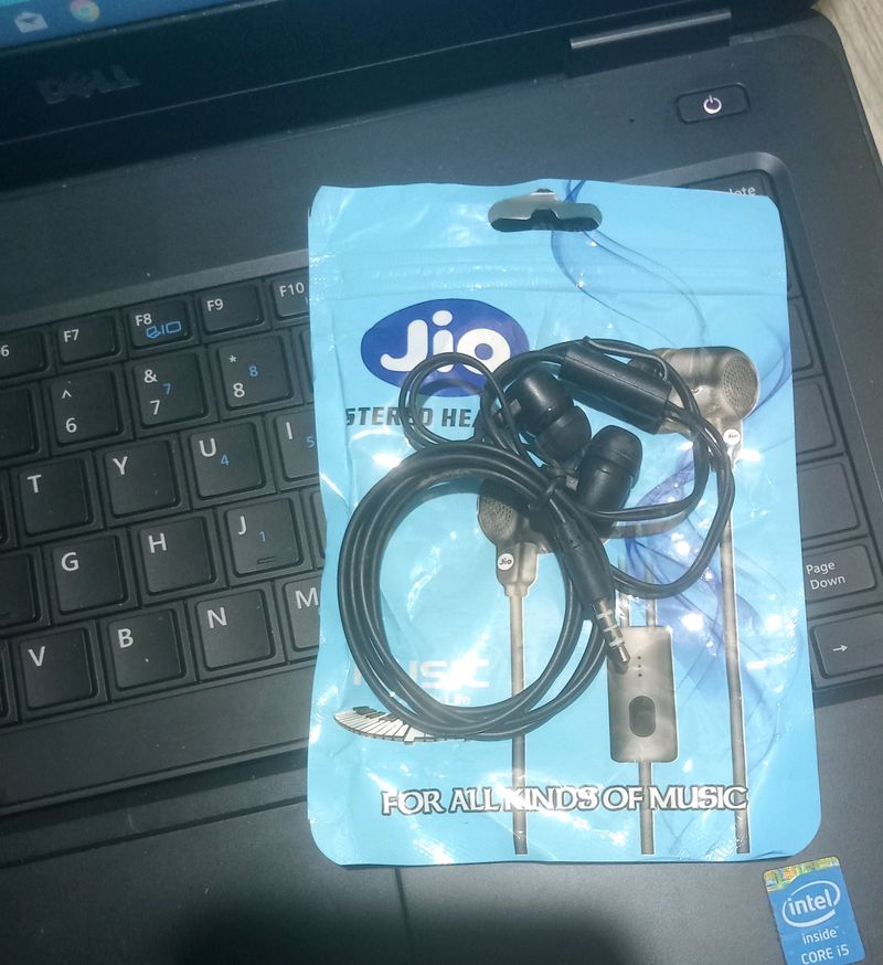 Headphone