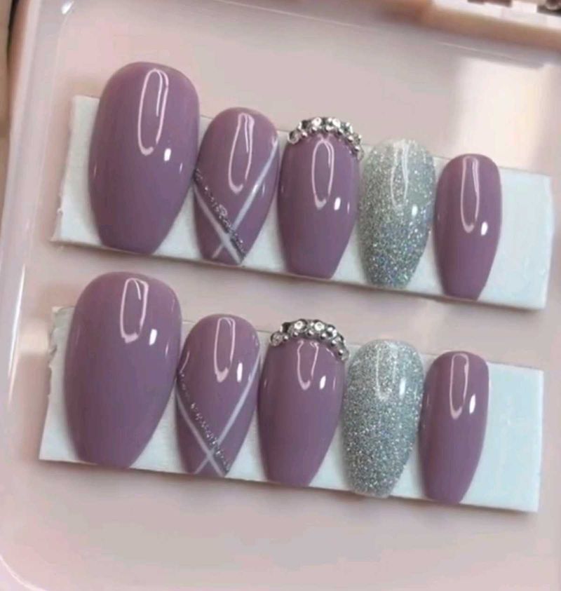 Mauve and Silver Press-On Nails