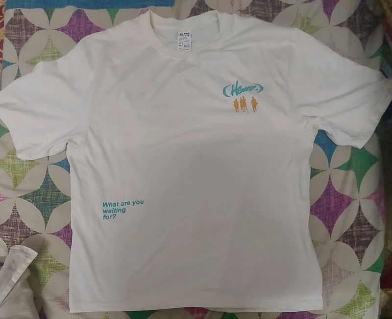 Relaxed Fit Tshirt XL-size