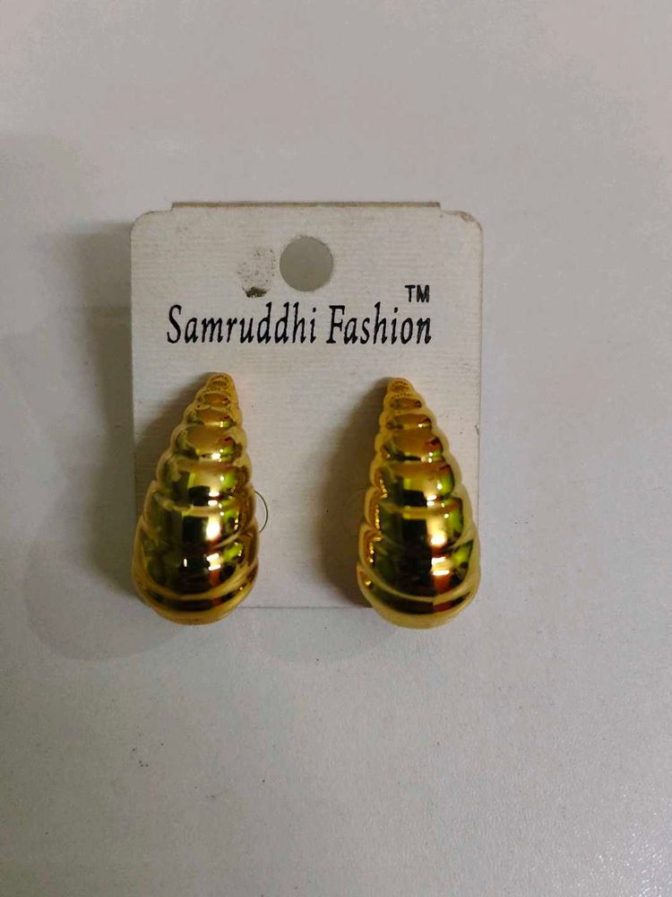 Gold Tone Fashion Earrings