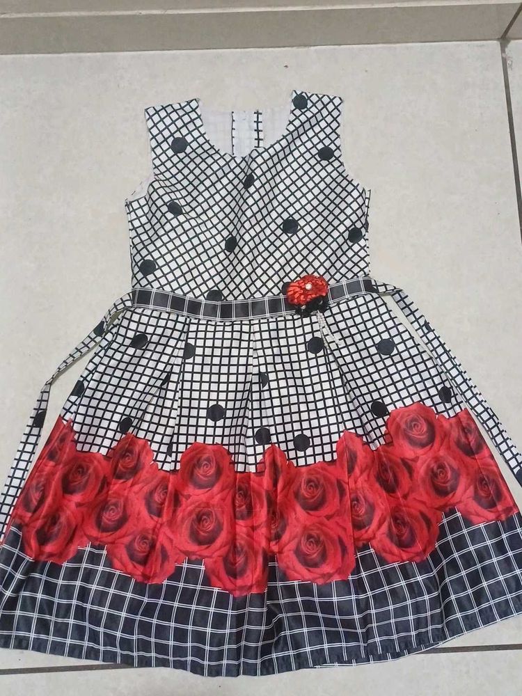 Cute Girls Rose Dress