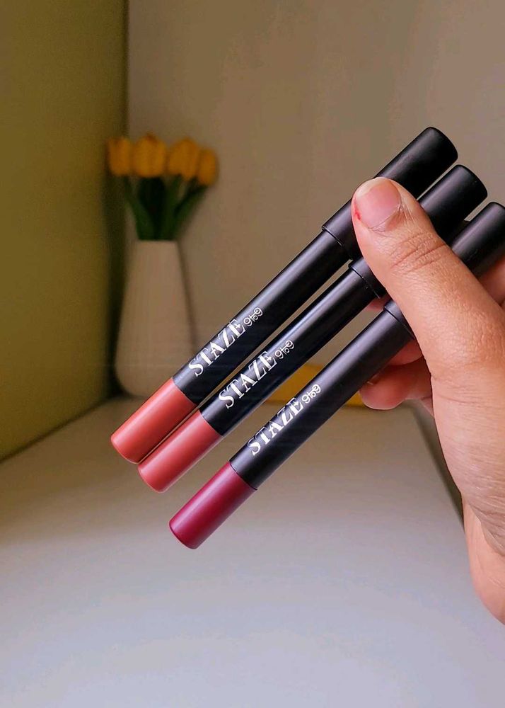 1 Staze Lip Crayon