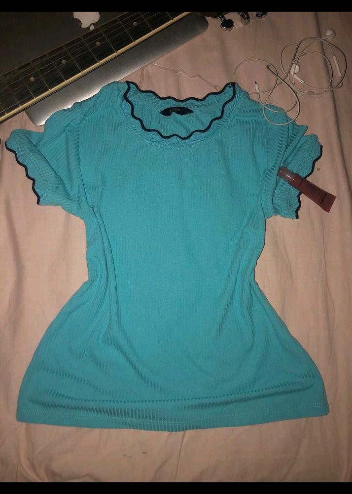 turquoise-plain-tee
