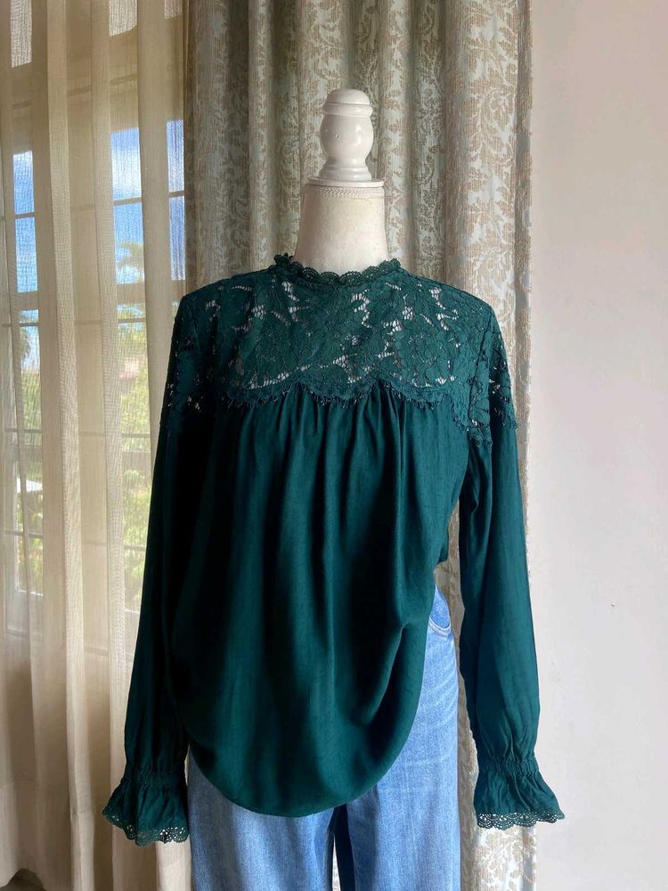 Emerald Surplus Lace Cotton Top