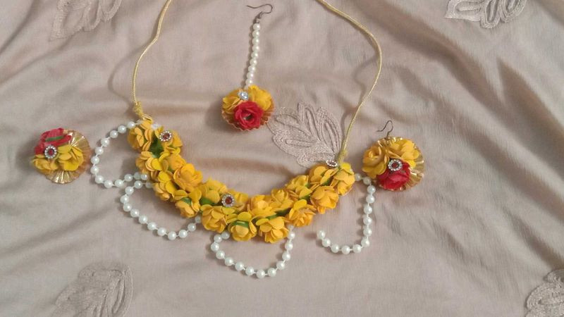 Haldi Jewellery Set