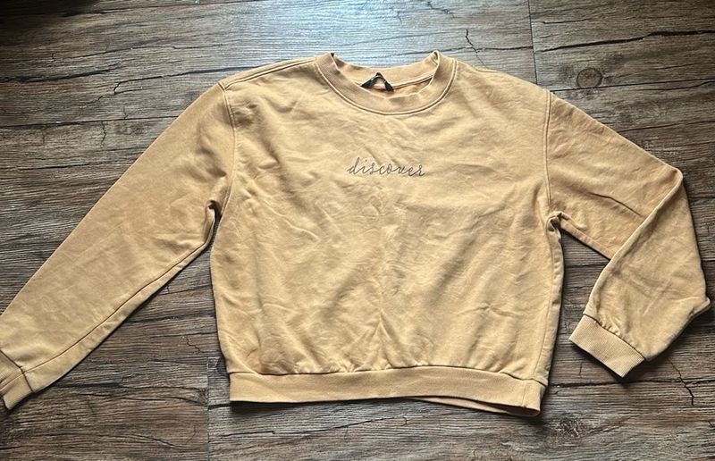 Beige &#34;Discover&#34; Sweatshirt