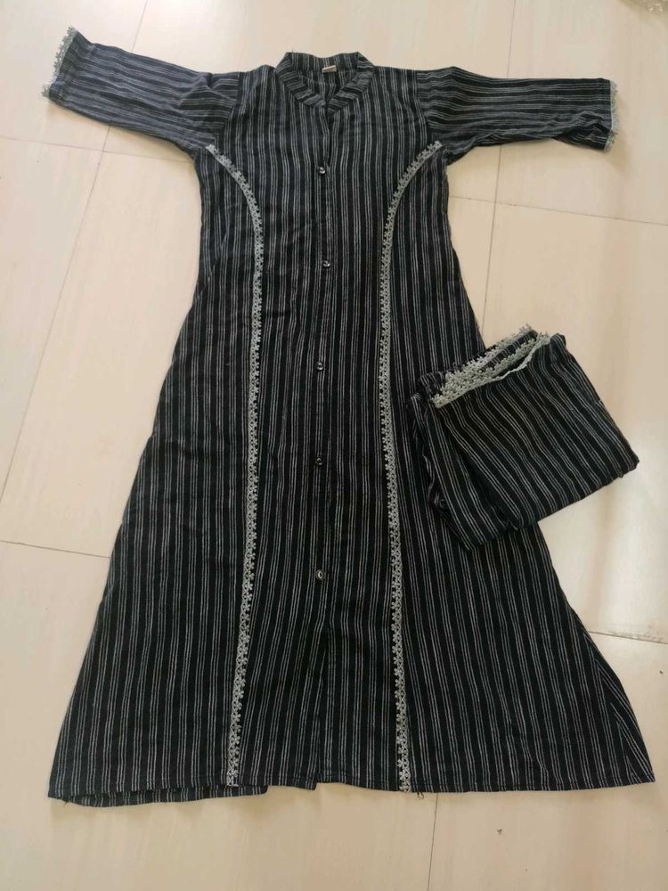 Elegant Striped Kurta Set