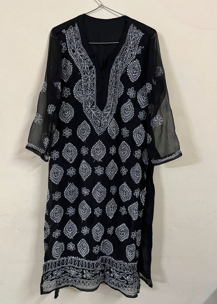Chikan Kurti