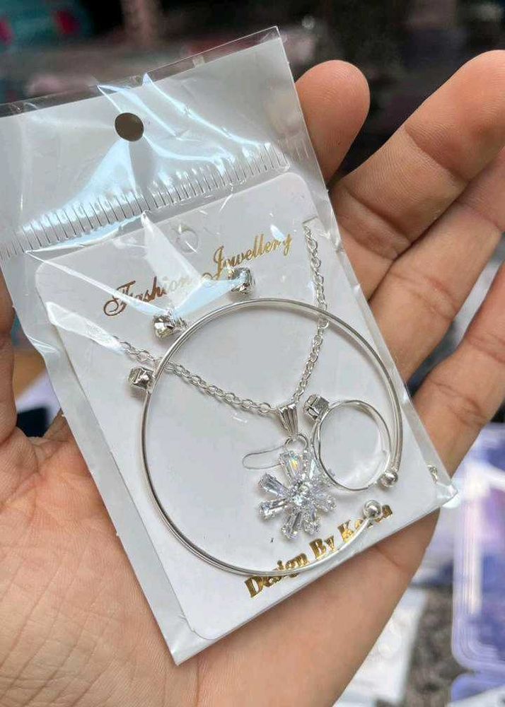 Jewellery Set