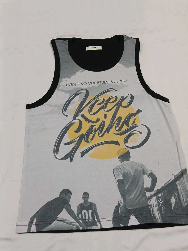 Men Tshirt