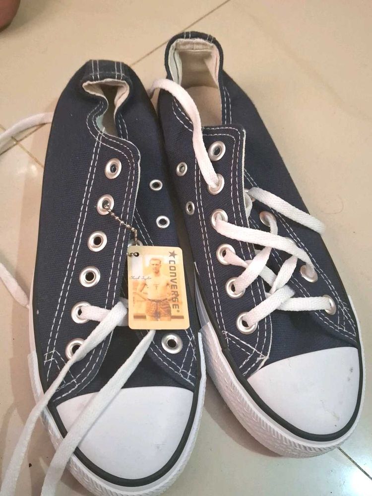 Women Canvas Lace-up Casual Low Top Sneakers
