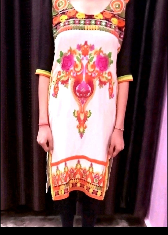 Embroidered Kurti 🤍❤🤎💜🖤💙