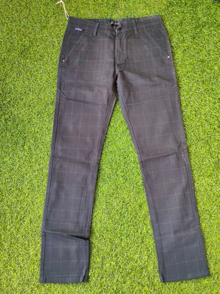 Checkered Casual Pants