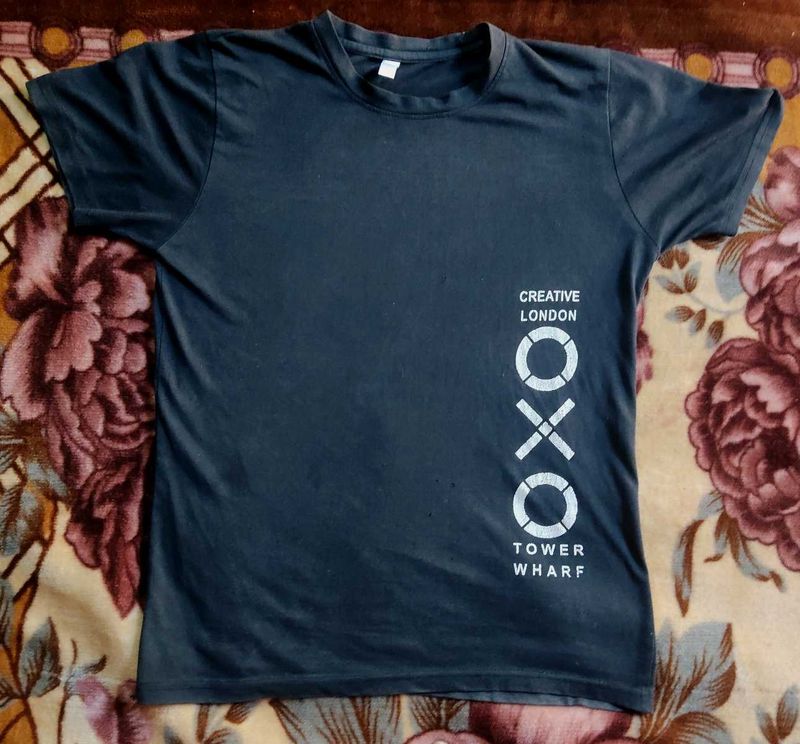 Black T-shirt