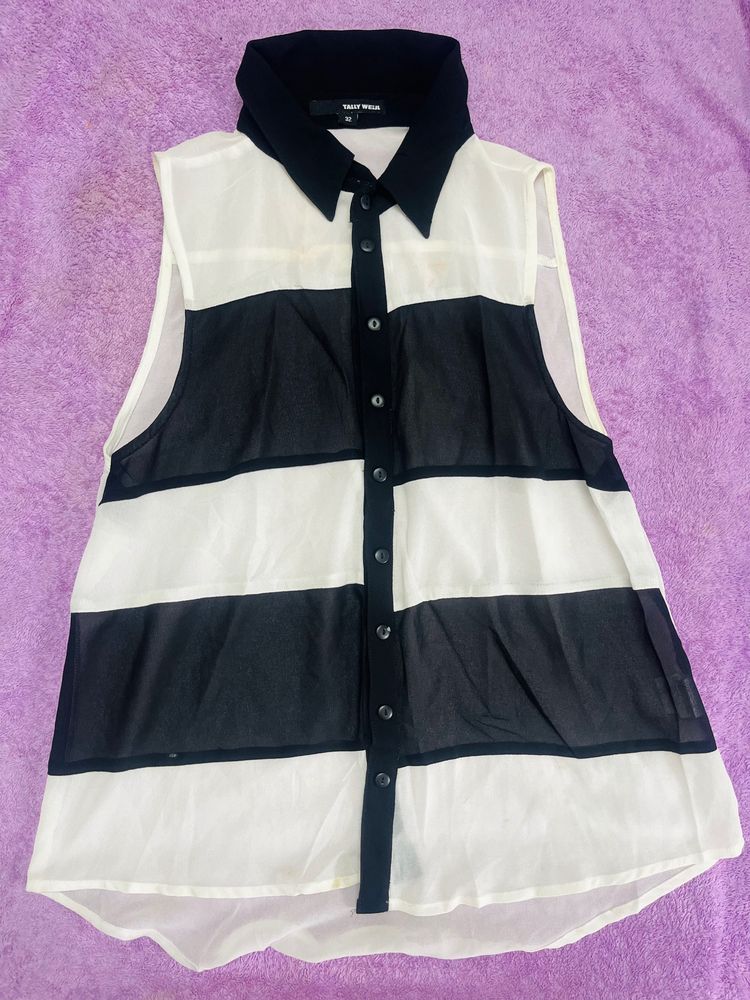 Black &amp; White  Fit Striped Shirt