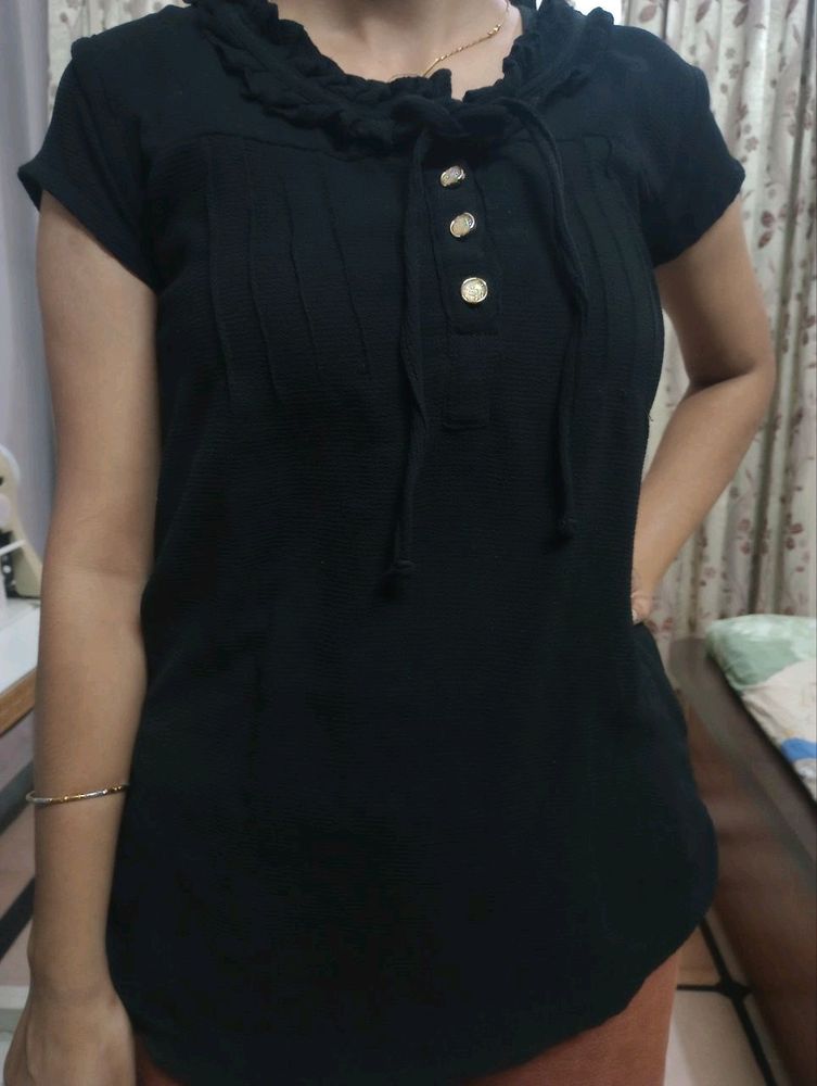 Women Beautiful New Black Top