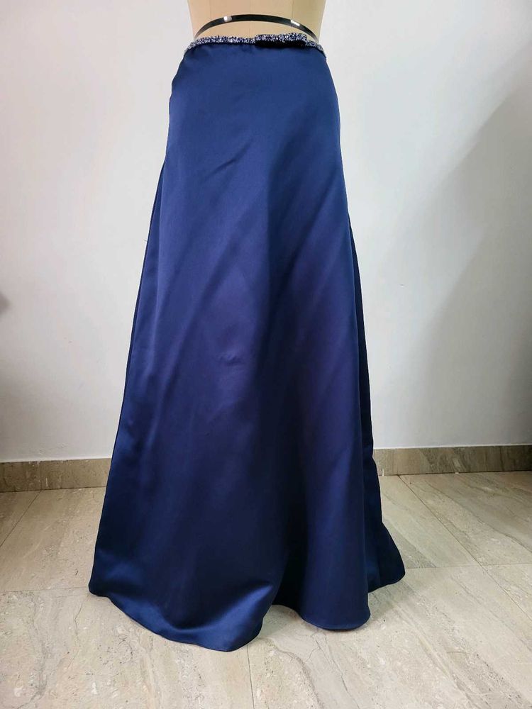 Skirt  Length 45 Inches