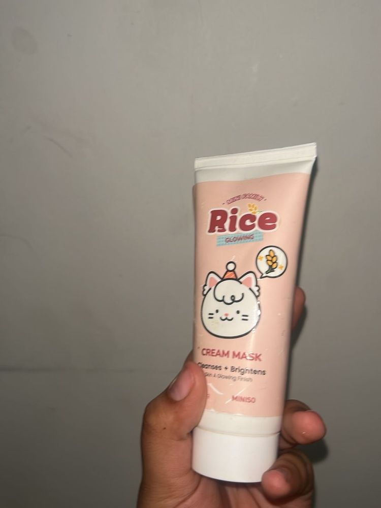 Rice Glowing Cream Mask