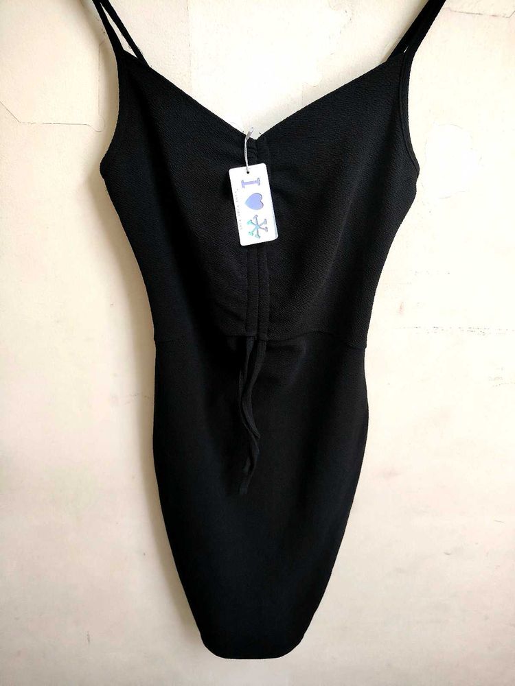 Sexy Black Dress With Adjustable Cleavage