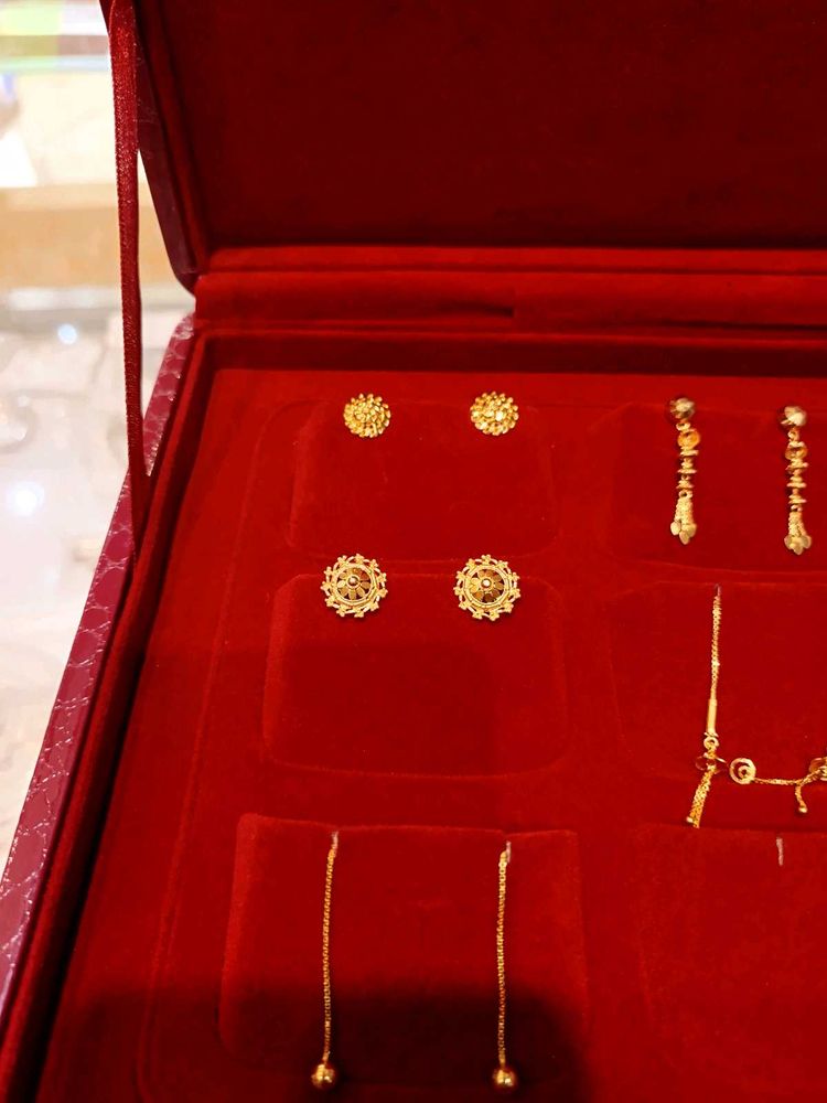 18 Ct Gold HUID