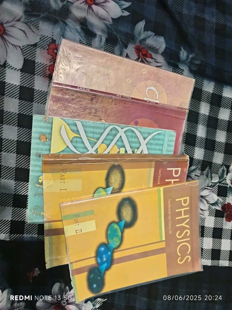 Total Books Of Science Stream Class 12