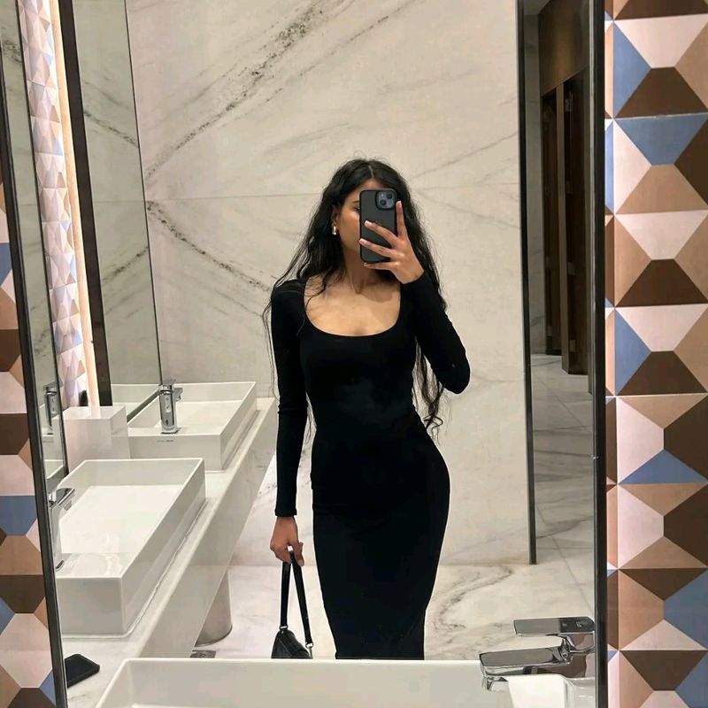 Black Sexy Full Sleeves Dress