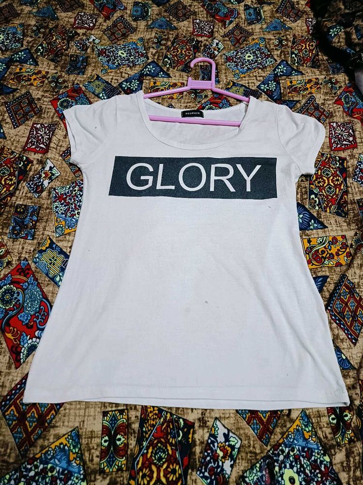 White &#39;Glory&#39; Tee Tshirt