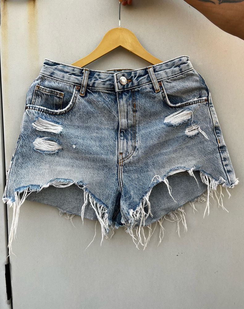 Berksha High Waisted Shorts