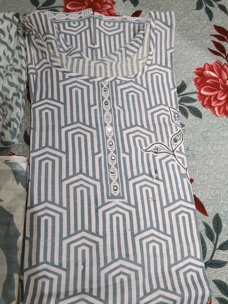 Beautiful Pure Cotton Suit Set