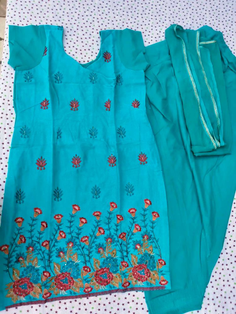 Elegant Teal Kurta Set