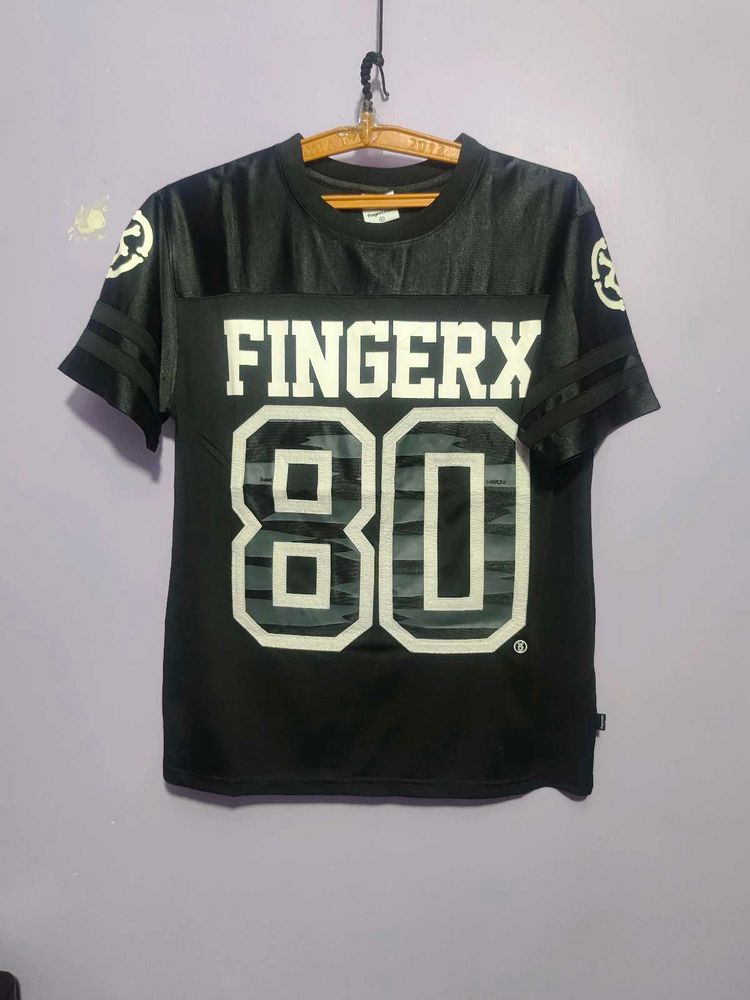 Fingerhawk black and white Fingercrox jersey