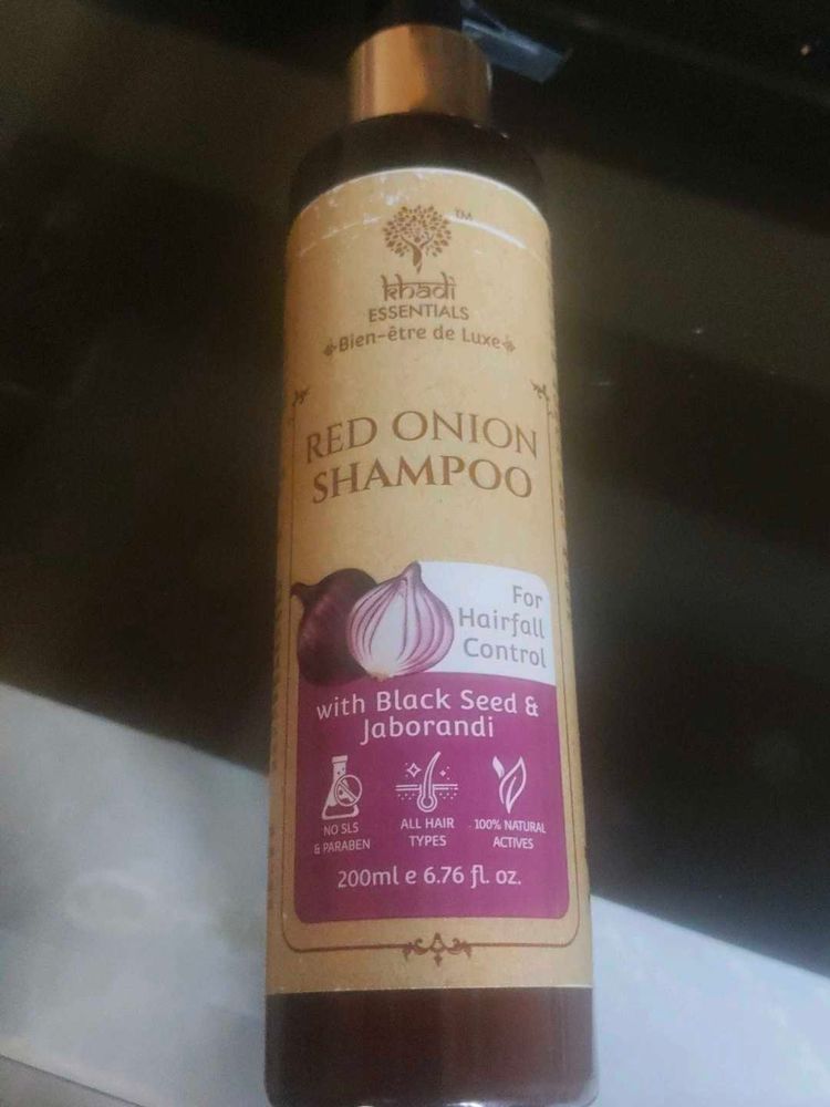 Khadi Essentials Red Onion Hair Fall Control Shamp