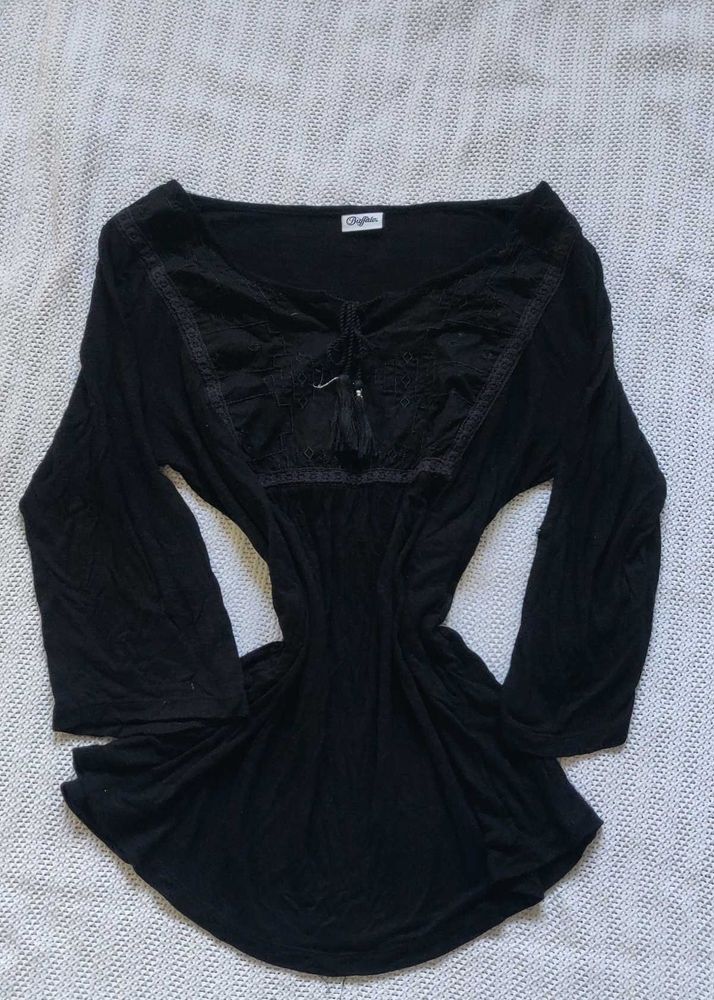 Cute Black Baffalo Top