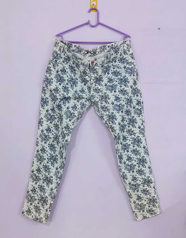 Blue/White Printed Jeans