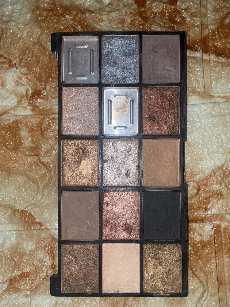 Makeup Revolution London Palette