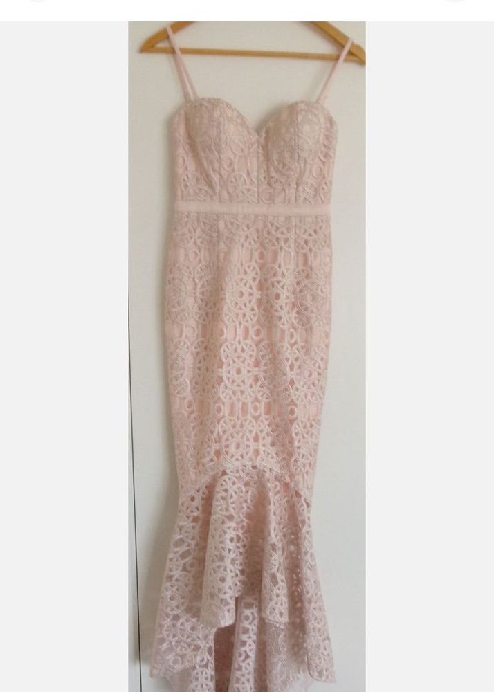 Elegant Pink Lace Mermaid Gown