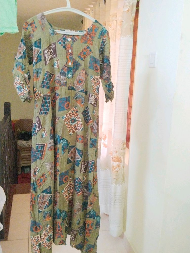 Kurti Type Reyon Material Suits For Jeans Soft Cloth.
