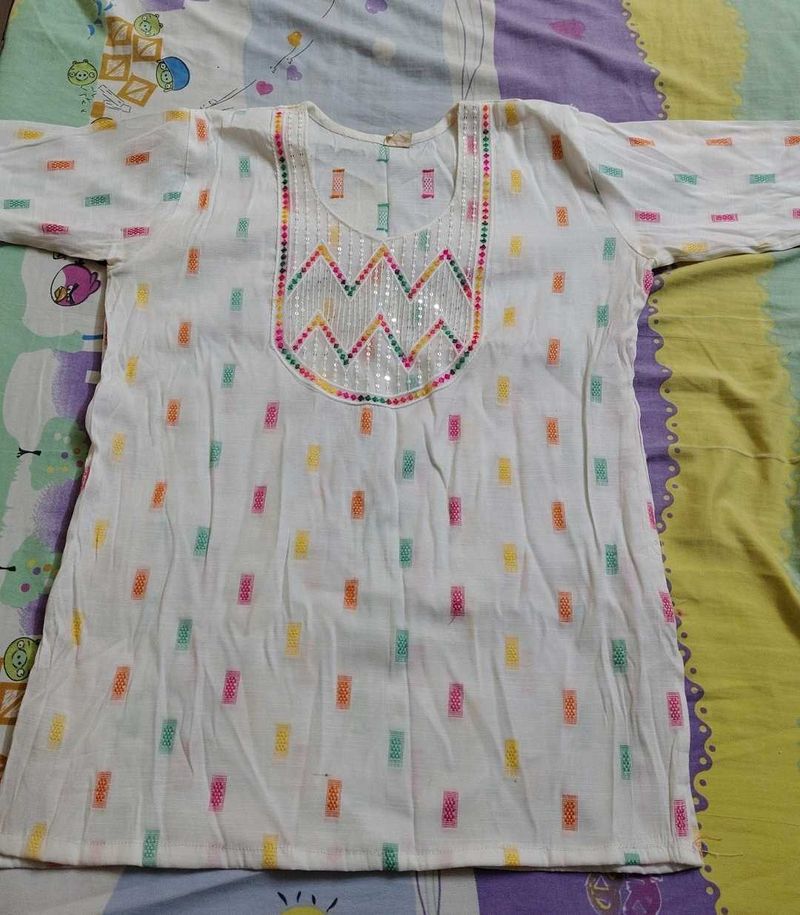 Embroidered White Kurta