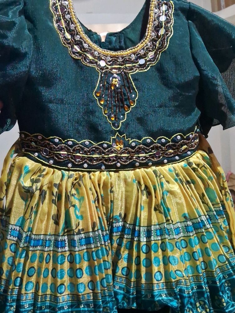 Green Colourd Frock Very Good Fabric