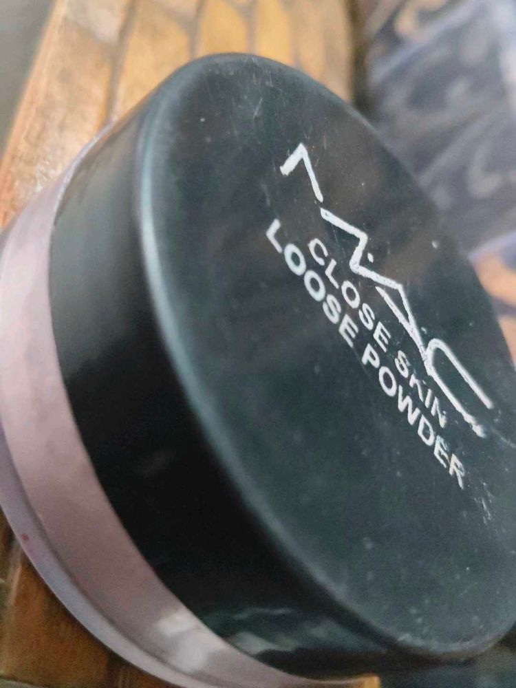 MAC Loose Powder