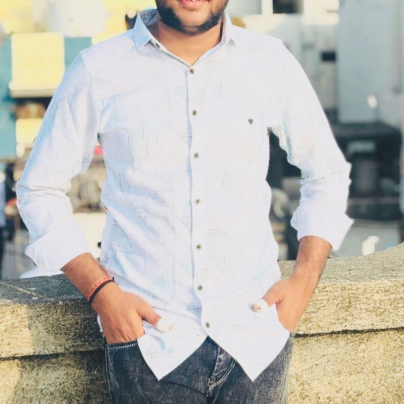 Men&#39;s Casual Shirt