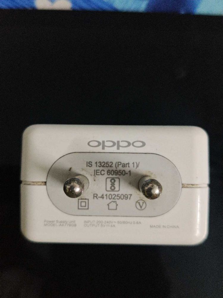 Oppo Charger
