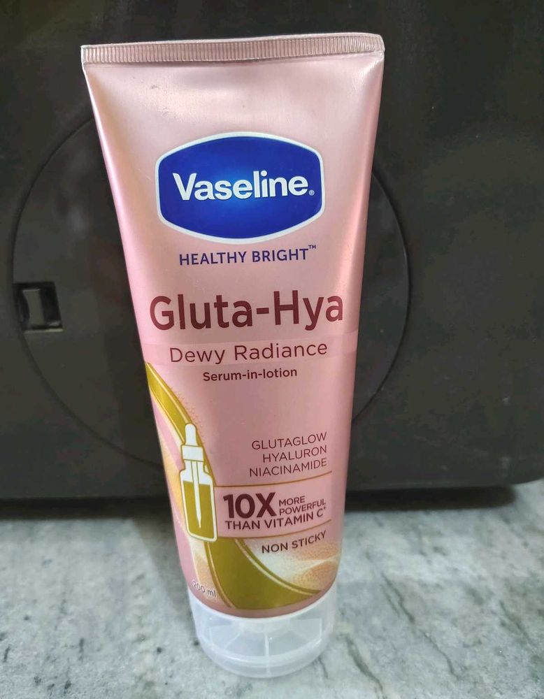 Vaseline Gluta-Hya Lotion