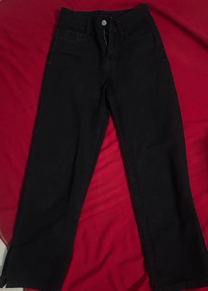 Stylish Black Jeans