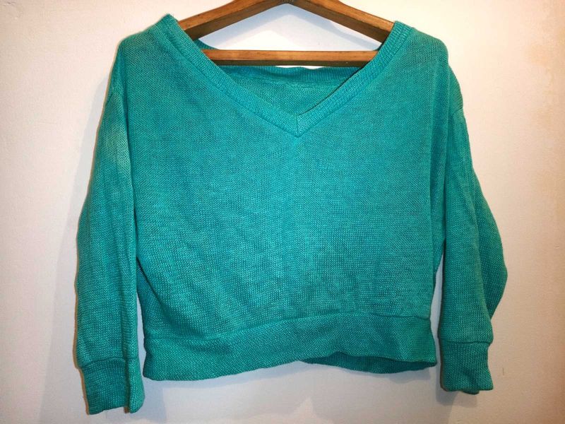 Size M/ L Teal V-Neck Sweater