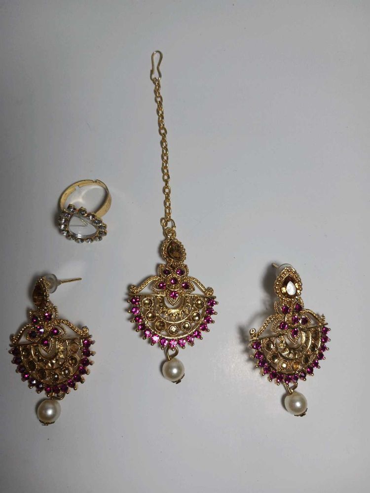 Golden And Pink Jewellery Set